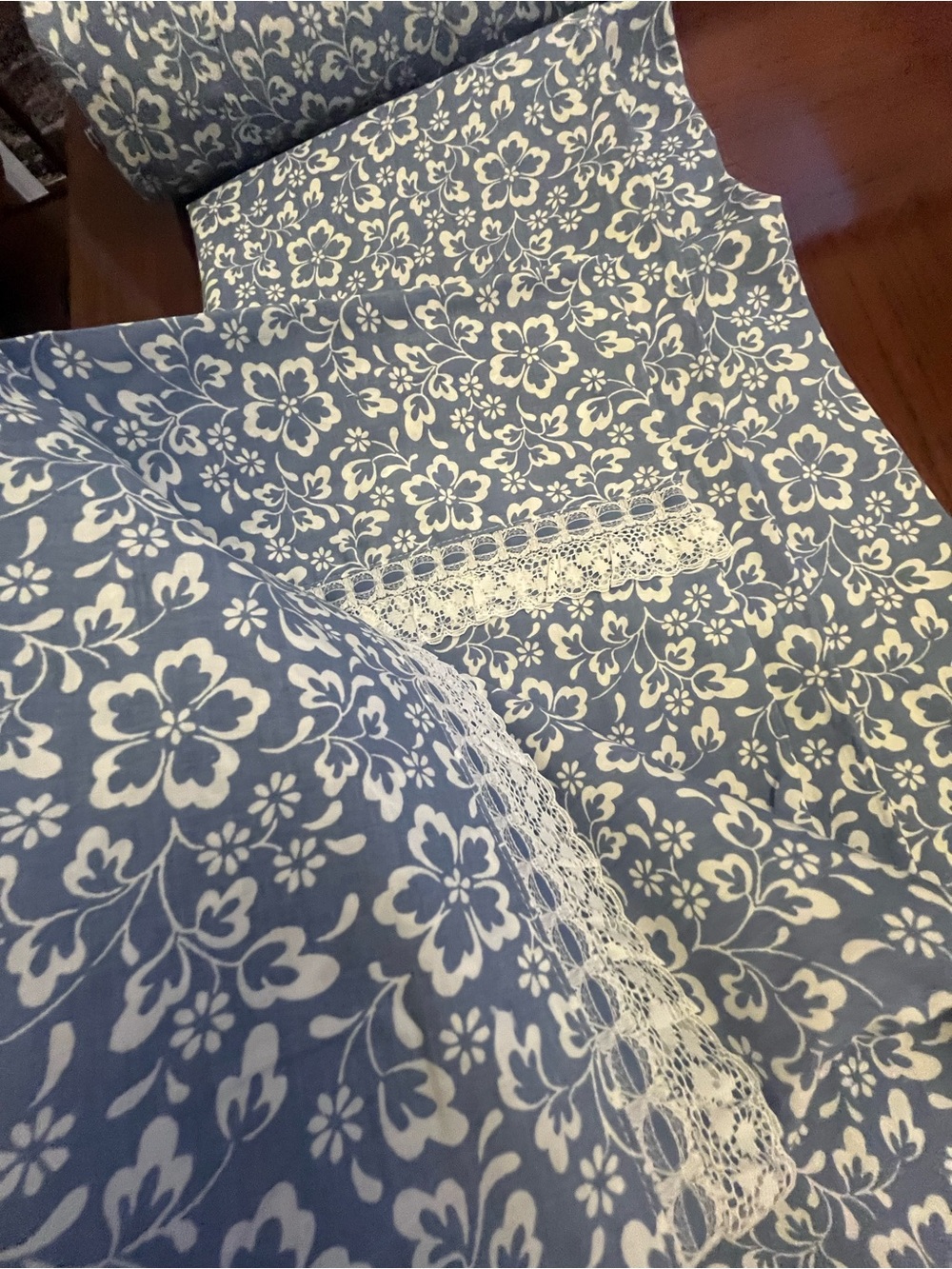 Blue and White Utica Floral Full size Sheet set